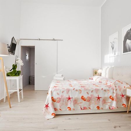 Maison San Michele Lovely Apartment ตรานิ ภายนอก รูปภาพ