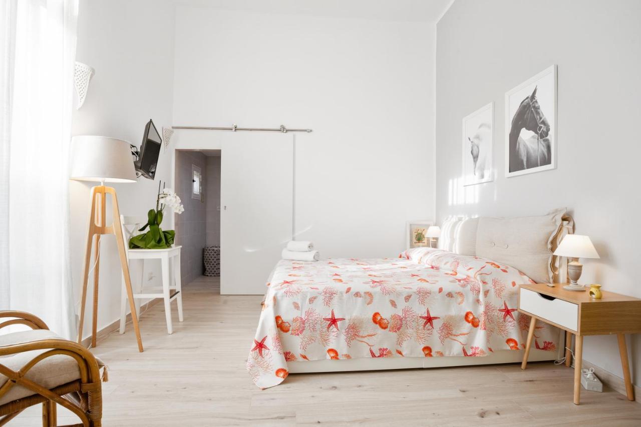 Maison San Michele Lovely Apartment ตรานิ ภายนอก รูปภาพ
